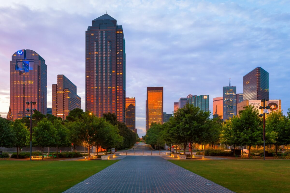 UptownDallas_TX_6201453b0d352