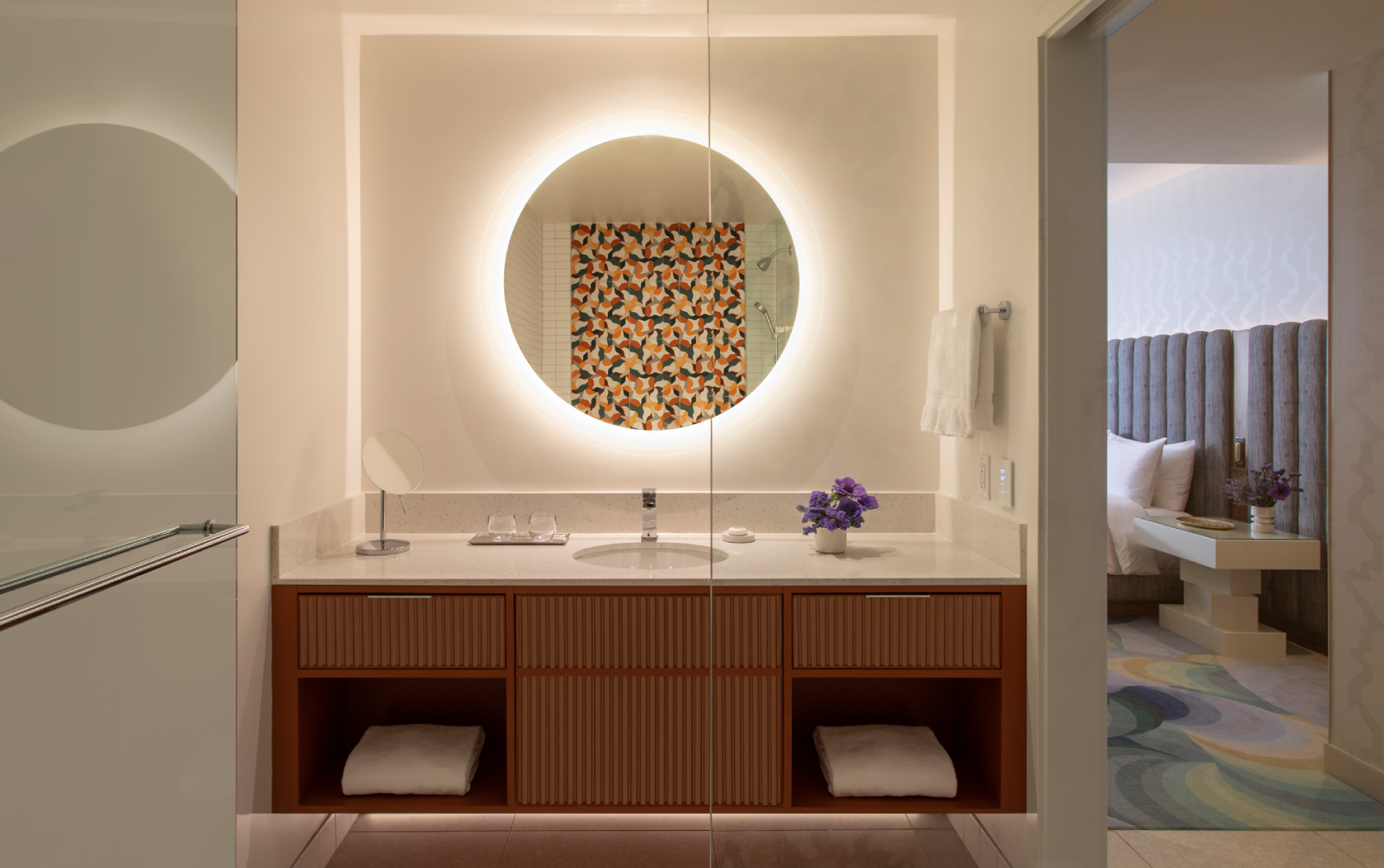 lake-nona-wave-hotel--king-room-bathroom-624dae6219607